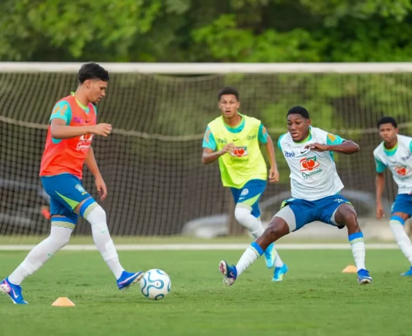 Sub-17: Brasil treina antes de duelo com Peru