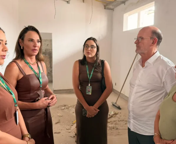 Vistoria em obra do CAPS