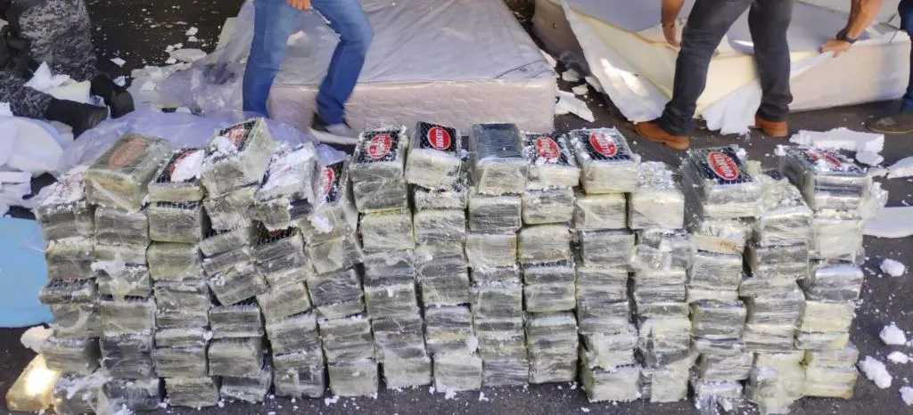 Apreensão de cocaína em Pedra Preta causa prejuízo de R$ 15 milhões