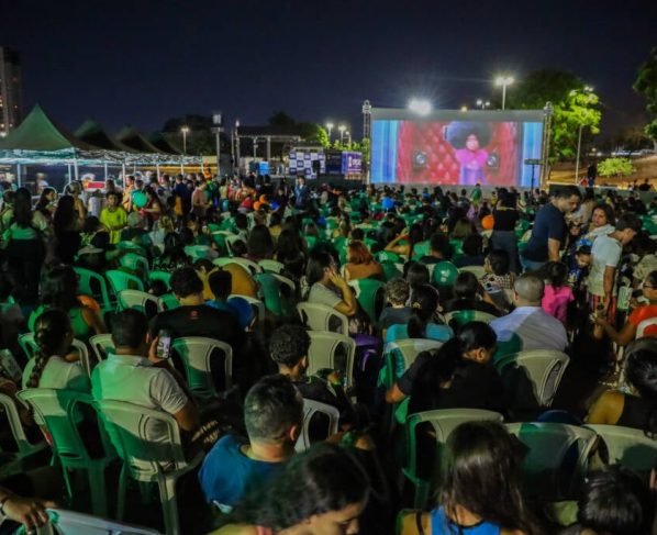 Cinema itinerante do Senar MT promove cultura e lazer em 20 cidades no interior do estado