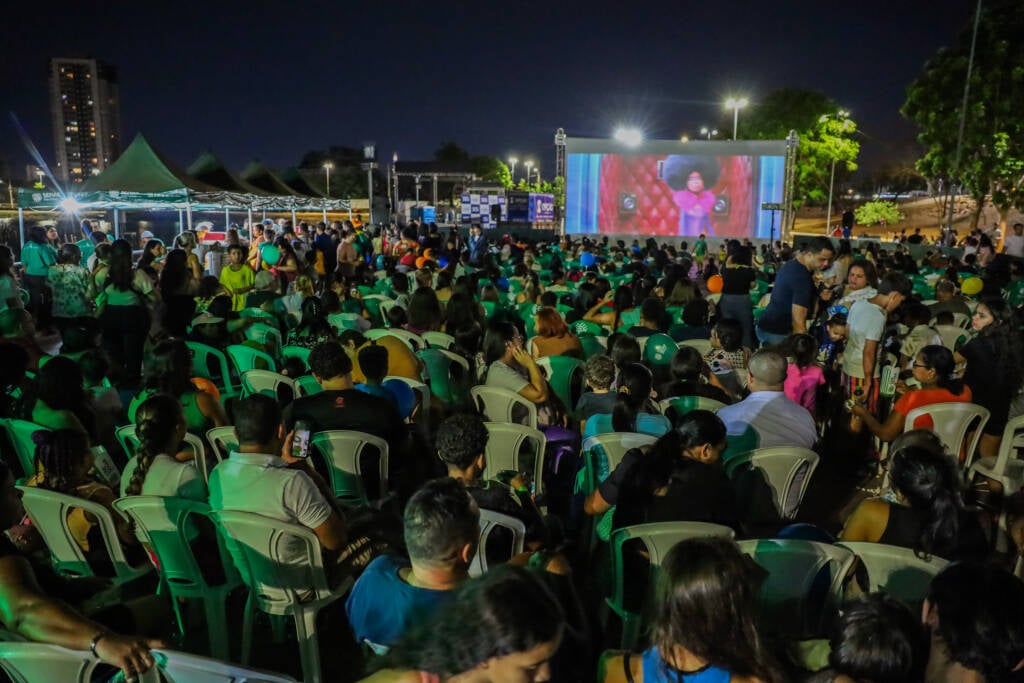 Cinema itinerante do Senar MT promove cultura e lazer em 20 cidades no interior do estado