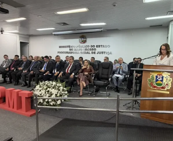 Ana Luiza Peterlini