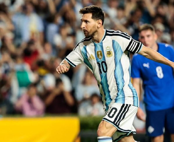 Argentina x Argélia ao vivo: estreia da campeã promete emoção na Copa 2026. Imagem: AFA