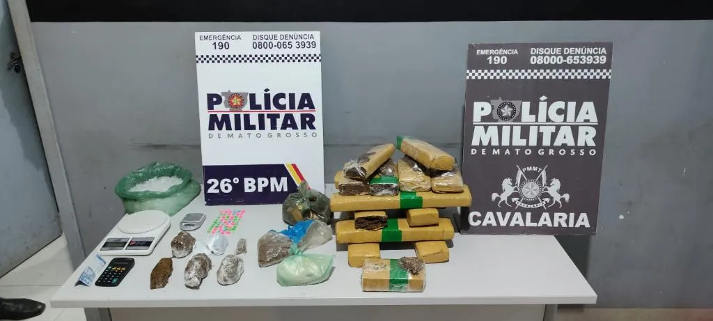 Cavalaria da PM apreende 13,7 kg de drogas e detém dupla em Nova Mutum