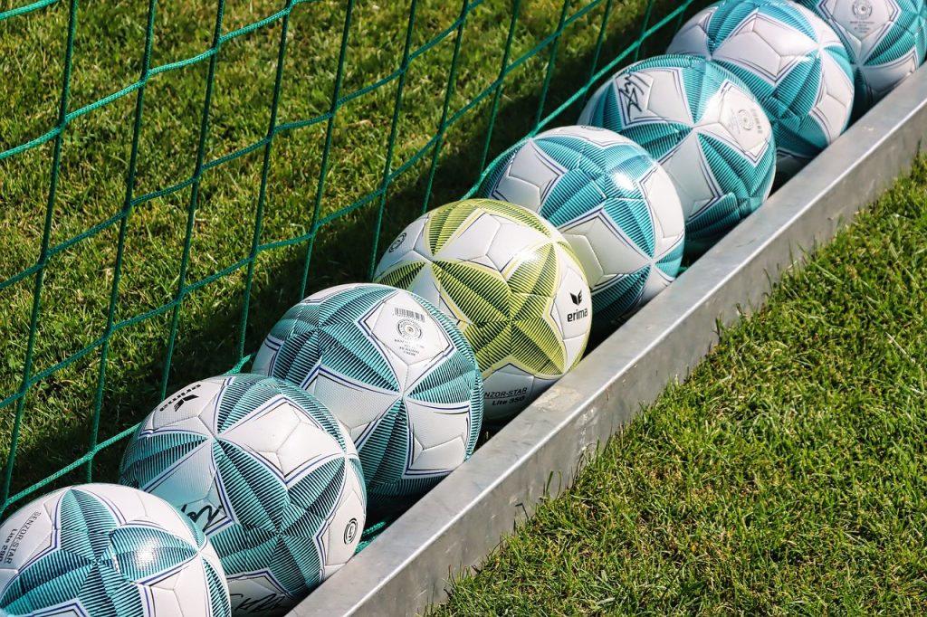 Confira a agenda completa de jogos do dia. Imagem: Pixabay