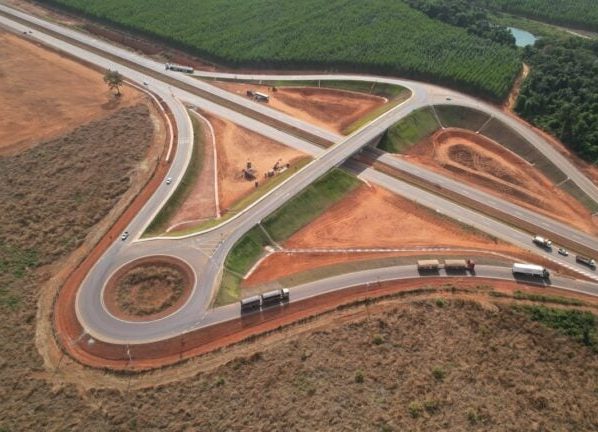 Duplicação da BR 163 avança com oito frentes de trabalho 96 km estão em andamento