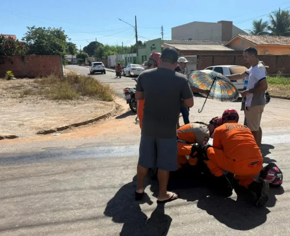 Homem prensado por caminhão é socorrido pelos bombeiros em Cáceres