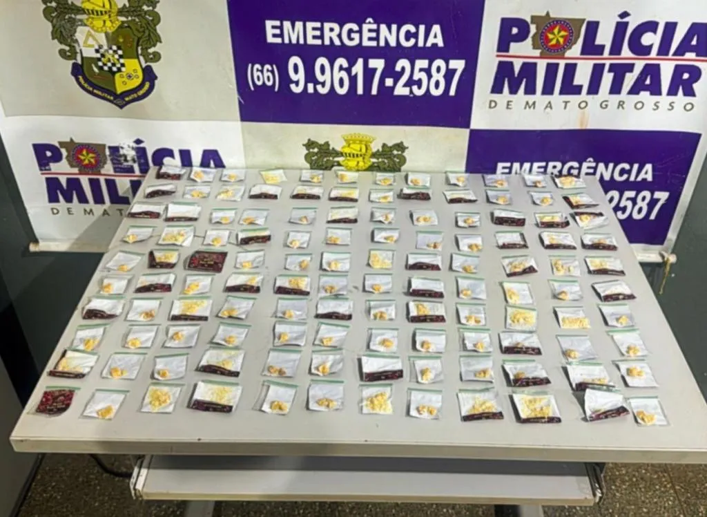 Tráfico de drogas em Tesouro termina com três presos e 118 porções apreendidas