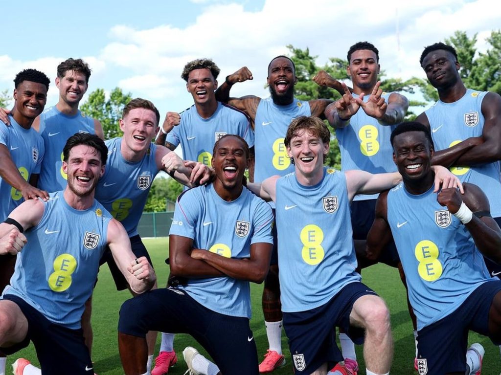 Inglaterra x Croácia: onde assistir ao vivo e as prováveis escalações da estreia na Copa do Mundo 2026. Imagem: Seleção da Inglaterra/Divulgação
