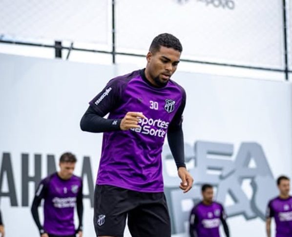 Ceará x Avaí: onde assistir, escalações e o que esperar do duelo pela Série B 2026. Imagem: Felipe Santos Ceará SC