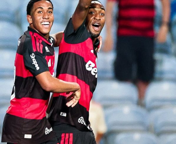 Flamengo x Benfica: onde assistir ao vivo, horário, escalações e tudo sobre o amistoso no Troféu do Algarve. Imagem: CRF