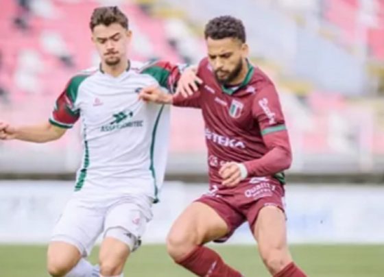 Blumenau x Metropolitano: onde assistir ao vivo, horário e tudo sobre a 15ª rodada da Série B Catarinense. Imagem: Richard Ferrari/Photos