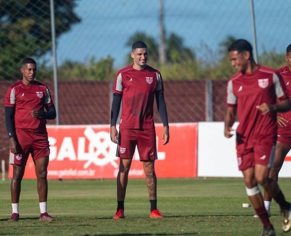 CRB x Náutico: onde assistir ao vivo e prováveis escalações pela Série B. Imagem: Francisco Cedrim/CRB