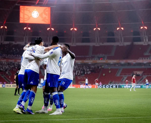 Cruzeiro x Botafogo: onde assistir ao vivo, escalações e tudo sobre o jogo do Brasileirão. Imagem: Lucas Bubols Cruzeiro