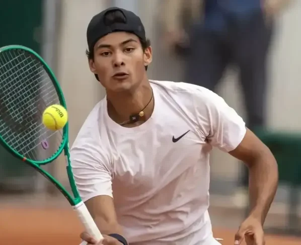 Guto conquista título de duplas em Wimbledon Juvenil