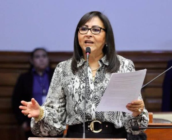 Cristã é liberada após 30 dias de detenção na China