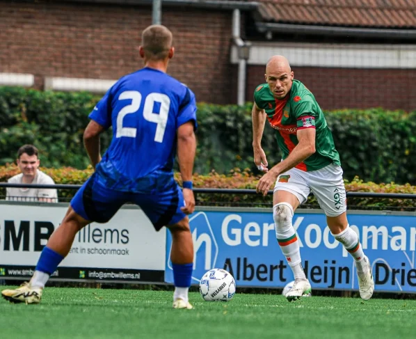 NEC Nijmegen x Sevilla: veja onde assistir ao vivo ao amistoso desta sexta-feira. Imagem: Divulgação NEC