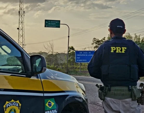 Policial da PRF