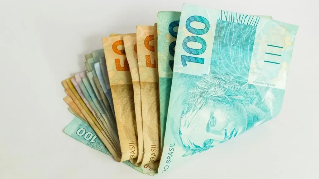 4 signos têm chance de receber uma surpresa financeira nesta sexta, 5 de junho