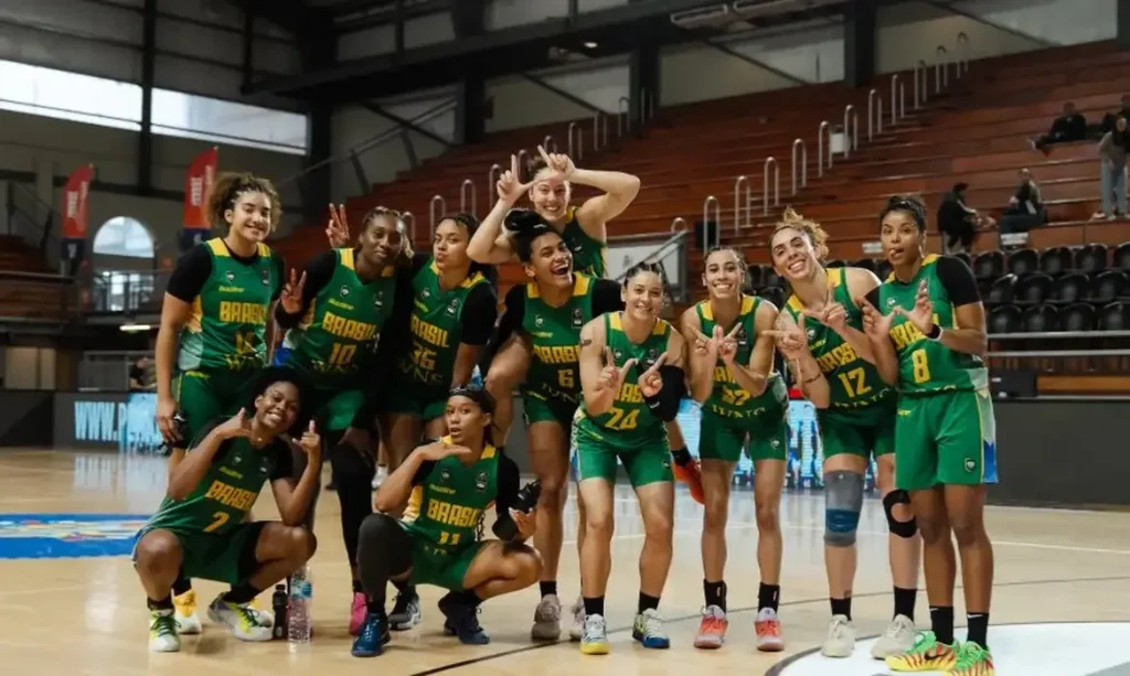 Brasil estreia com vitória no Sul-Americano de basquete feminino