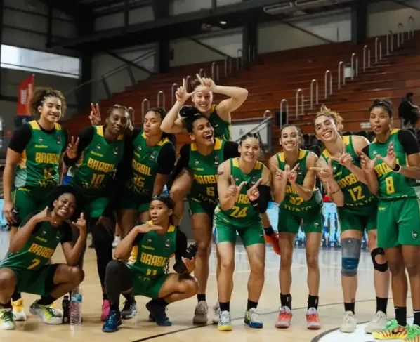 Brasil estreia com vitória no Sul-Americano de basquete feminino