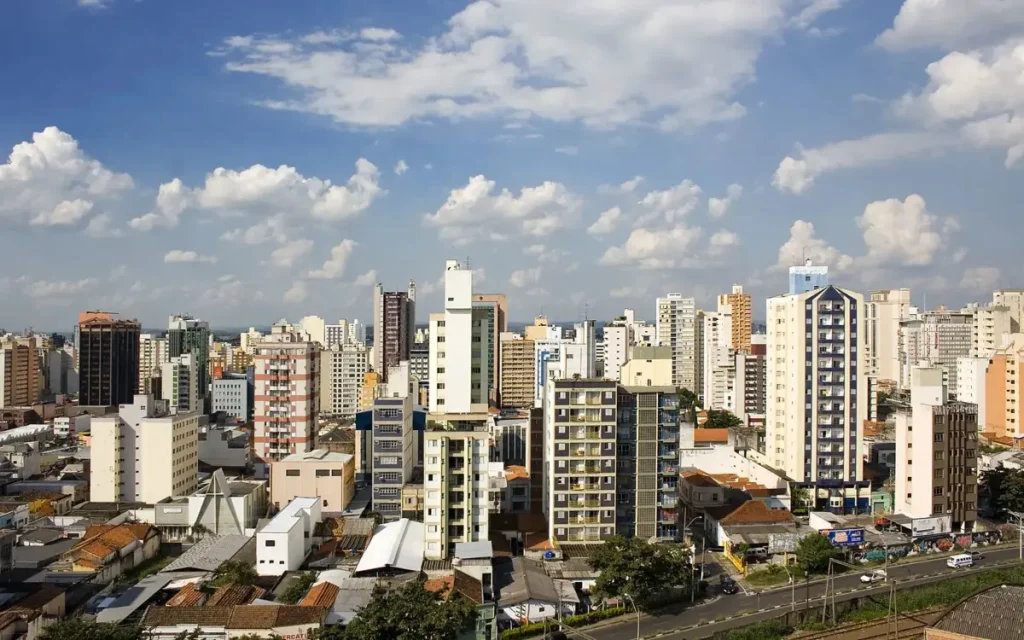 Pastor Gabriel Johnson sofre acidente vascular cerebral em detenção