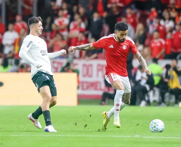 Corinthians x Internacional: onde assistir ao vivo e quem avança às quartas da Copa do Brasil. Imagem: Ricardo Duarte/SCI