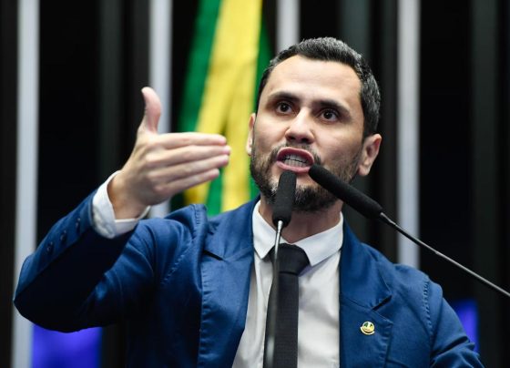Flávio sobre mortes de Yanomamis no governo Lula: ‘Genocida?’