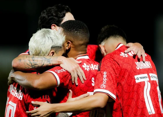 FLAMENGO ATROPELA O MIRASSOL, VENCE POR 5 A 1 E COLA NA LIDERANÇA DO BRASILEIRÃO