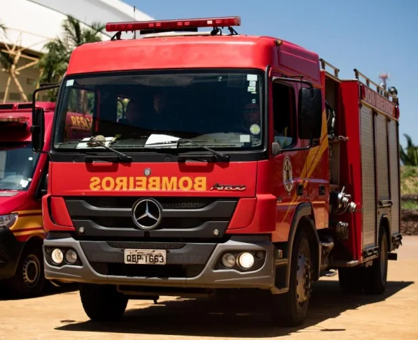 Caminhão do corpo de Bombeiros