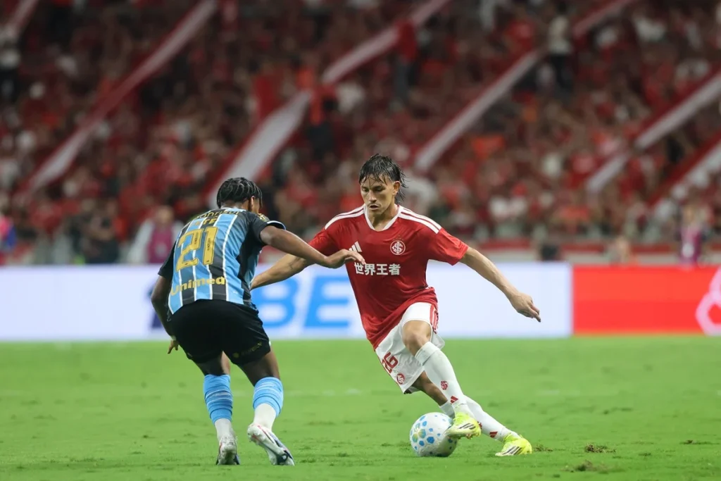 Internacional x Grêmio: onde assistir ao vivo e escalações do Gre-Nal pela Copa do Brasil. Imagem: Ricardo Duarte/SCI