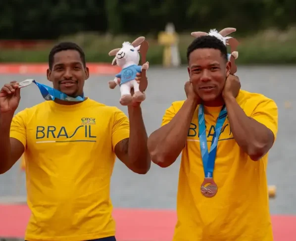 Jacky Godmann conquista prata no Mundial de Canoagem