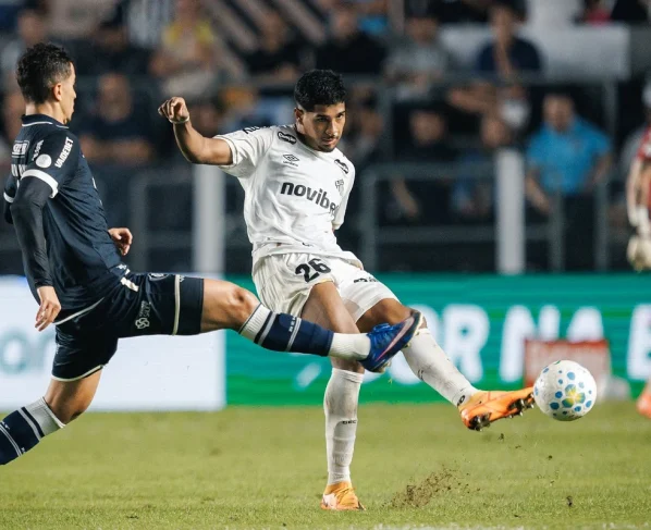 Remo x Santos: onde assistir, escalações e tudo sobre a decisão que vale vaga na Copa do Brasil. Imagem: Raul Baretta/Santos FC