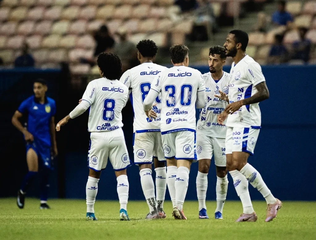 CSA x Nacional-AM: onde assistir ao duelo que vale vaga na Série C. Imagem: Laiza Balieiro/CSA