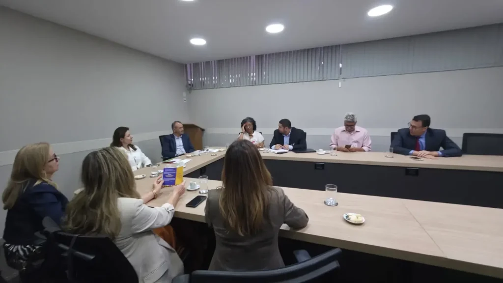 Comissão fundiária do TJMT amplia diálogo com MDA