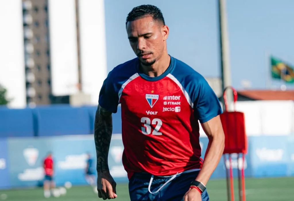 Fortaleza x Avaí: onde assistir ao vivo e escalações pela Série B. Imagem: Mateus Lotif/FEC