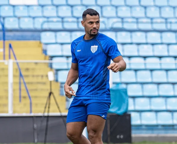 Avaí x Botafogo-SP: onde assistir, horário e informações do jogo pela Série B. Imagem: Leandro Boeira/Avaí