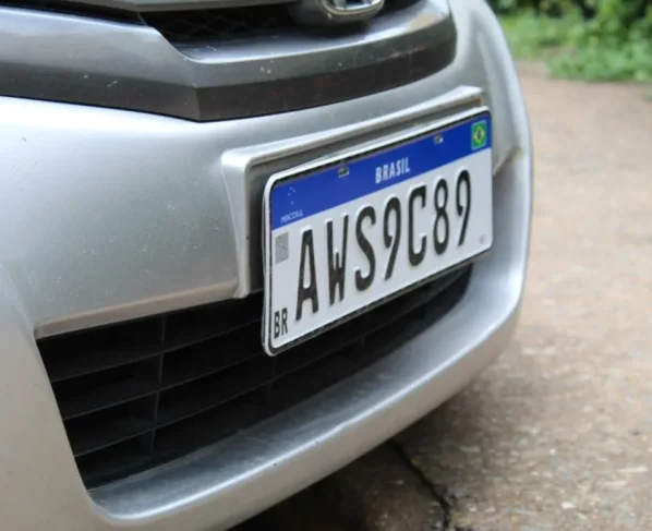 Clonagem de placas: veja como agir e evitar multas indevidas