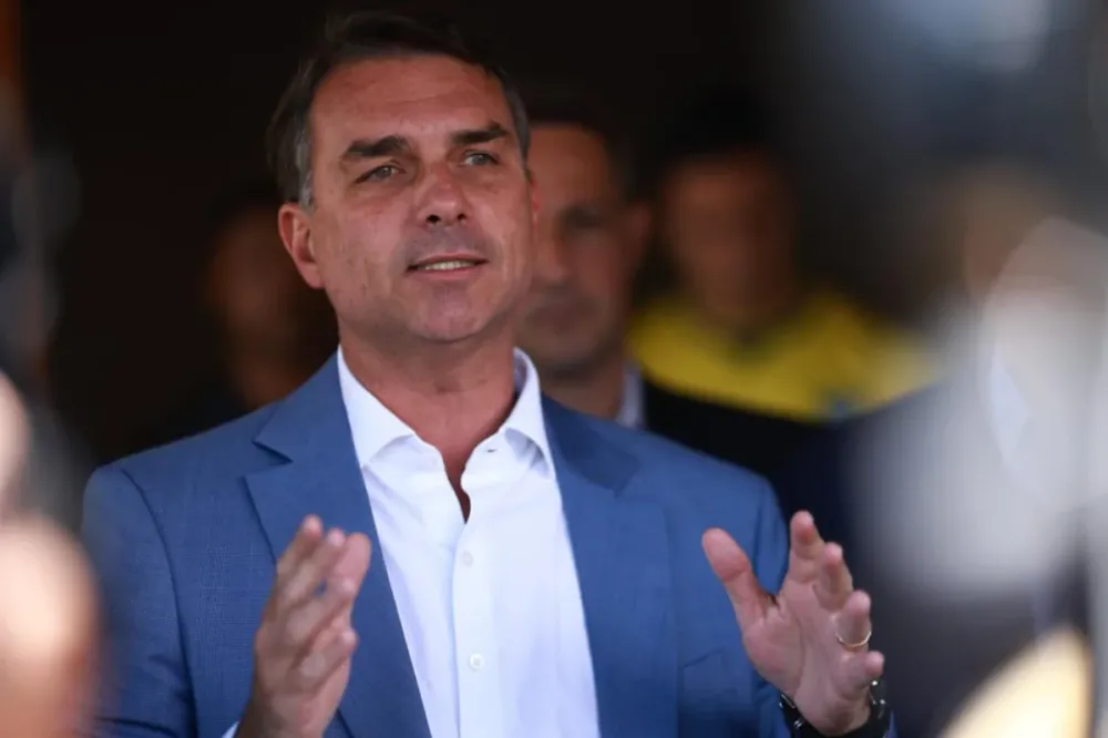 Flávio defende trabalho flexível e liberdade para trabalhadores