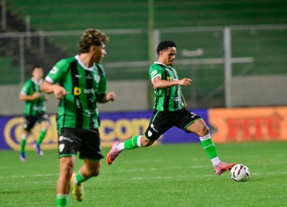 América-MG x Fortaleza: onde assistir e escalações da Série B