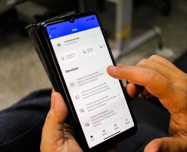 Aplicativo do Detran-MT oferece mais de 20 serviços pelo celular; veja quais