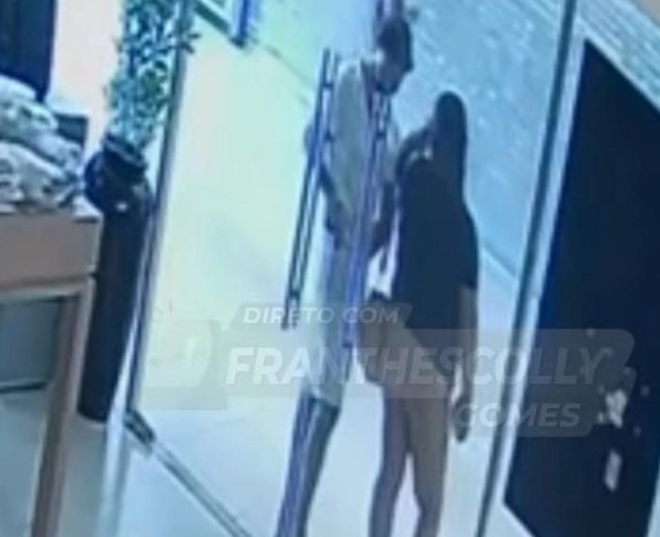 Câmeras flagram casal tentando arrombar loja no shopping de Tangará