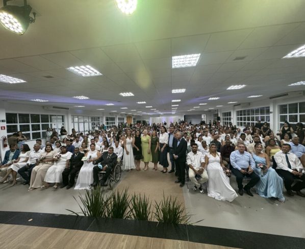 Casamento Comunitário oficializa a união de 49 casais em Primavera do Leste