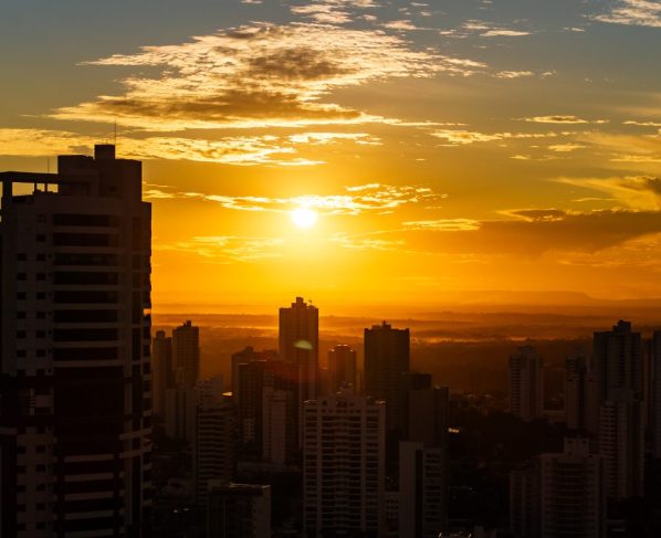 Com calor intenso, Defesa Civil orienta pais a redobrarem cuidados com crianças e bebês