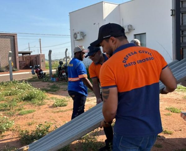 Defesa Civil de MT envia telhas e caixas d’água a municípios afetados pelas chuvas