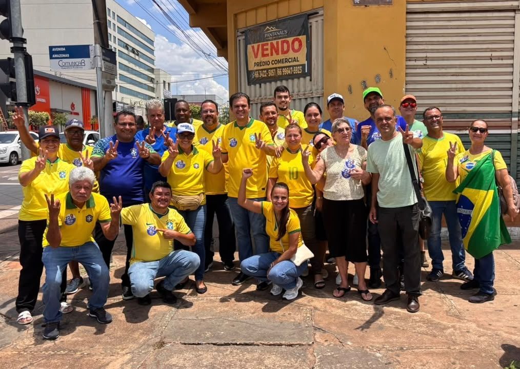 Deputado Thiago Silva vai às ruas e reforça apoio a Flávio Bolsonaro