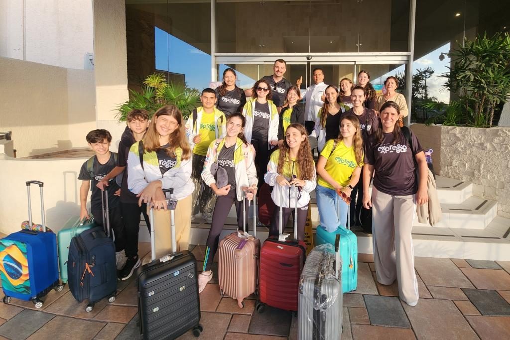 Escola de dança no Nortão disputa competição internacional no México