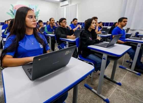 Estudantes inscritos no Enem 2026 têm até 18 de outubro para escolher entre inglês e espanhol