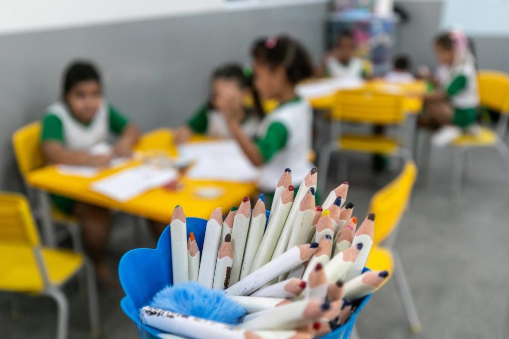 Prefeitura de Cuiabá fax "Pix do Dia do Professor" para cerca de 12,5 mil servidores