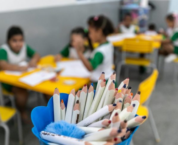 Prefeitura de Cuiabá fax "Pix do Dia do Professor" para cerca de 12,5 mil servidores